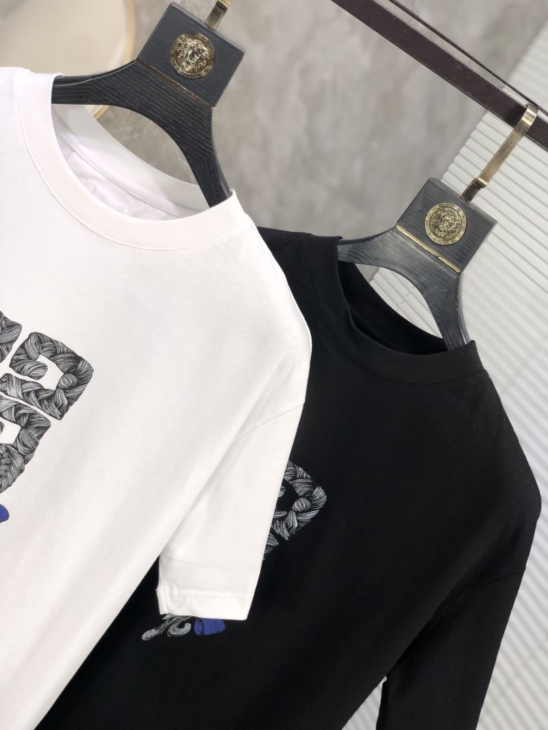 Givenchy T-Shirts